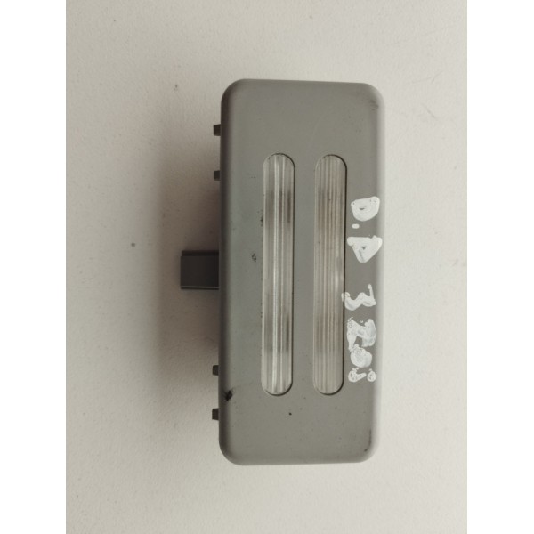 Luz Cortesia Traseira Bmw 320i 2006 2007 2008  16050100