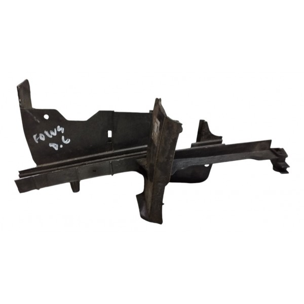 Guia Caneleta Vidro Dianteira Esquerda Ford Focus 2014 2015