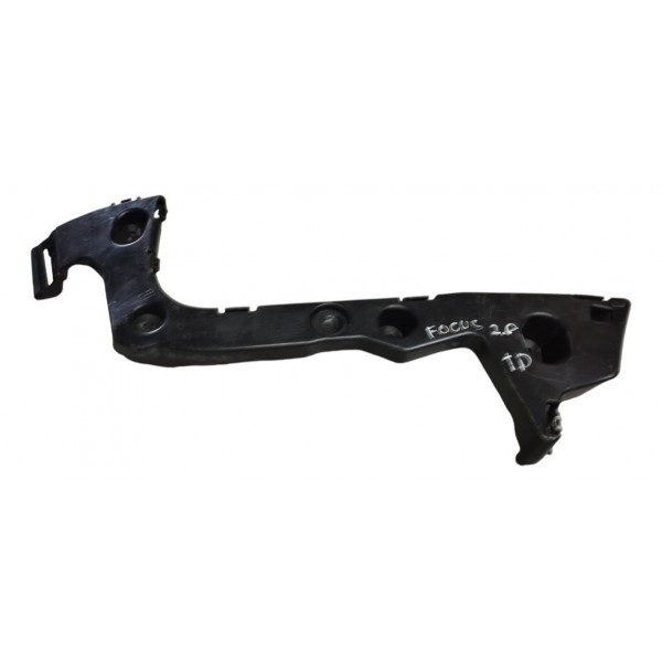 Guia Parachoque Traseiro Direito Focus Sedan 2.0 2014 2015