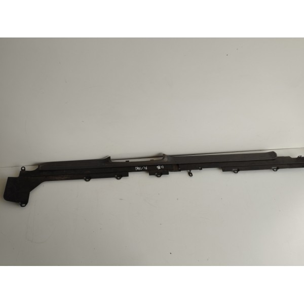 Soleira Esquerda C/suporte Classe A160 A190 2001 2002 Á 2005