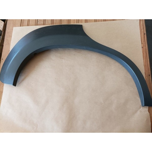 Moldura Paralama Traseira Direita Uno Way 2019 100182785