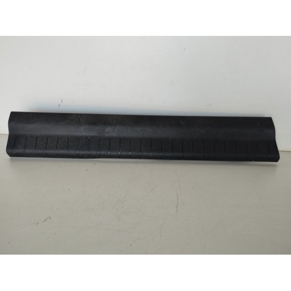 Soleira Porta Traseira Esquerda Dodge Journey 2012 2013 2014