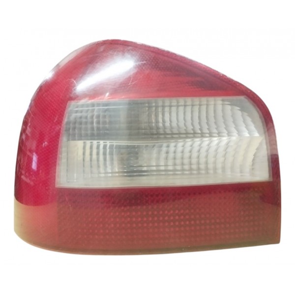 Lanterna Traseira Esquerda Audi A3 2000 Á 2005 8l0945095b