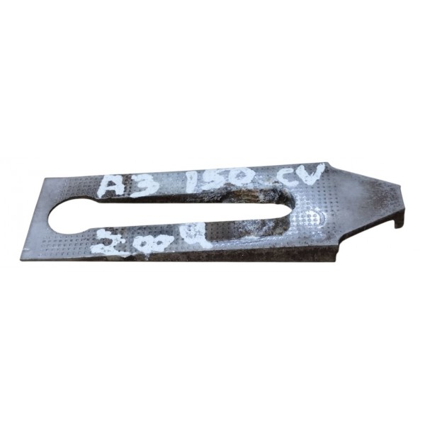 Suporte Regular Calço Do Vidro Audi A3 2001 Á 2005 8d0837153