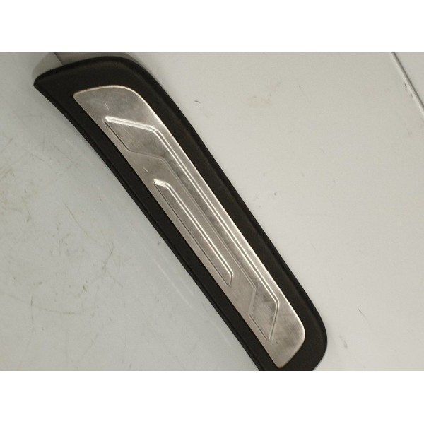 Soleira Porta Traseira Esquerdo Sorento 11 A 13 858912p100