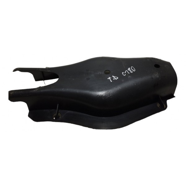 Protetor Bandeija Balança Traseira Direita Mercedes C180