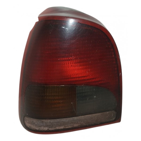 Lanterna Traseira Esquerda Gol 1.0 16v 1998 (detalhe)