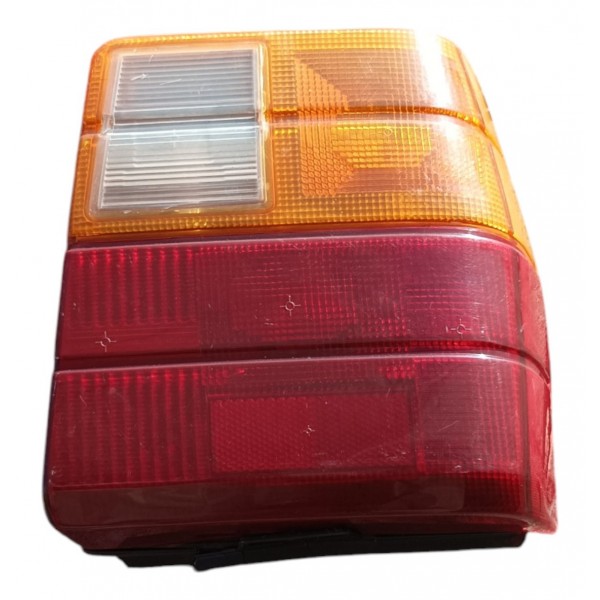 Lanterna Freio Traseira Direita Fiat Uno 1983 Á 2003 Detalhe