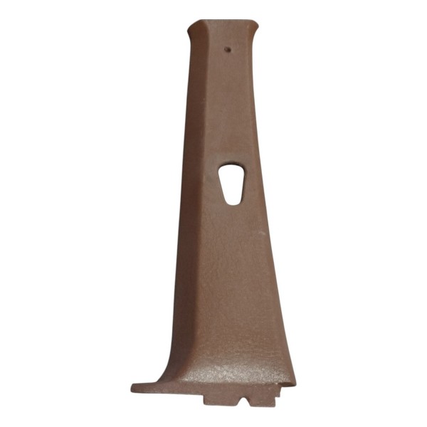 Moldura Coluna Central Dianteira Esquerda Verona (detalhe)