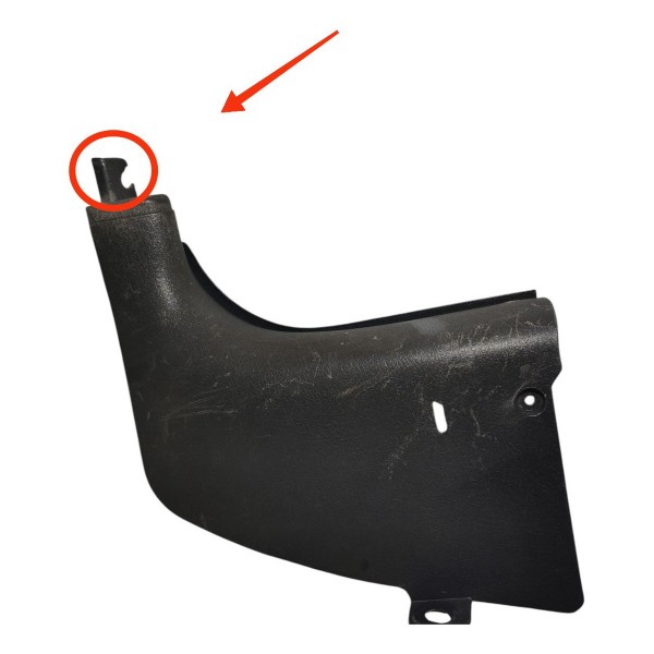 Acabamento Soleira Inferior Esquerdo Corsa 1996 (detalhe)