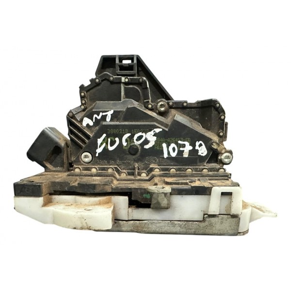 Fechadura Traseira Esquerda Focus 2003-2008 2s4aa26413eb