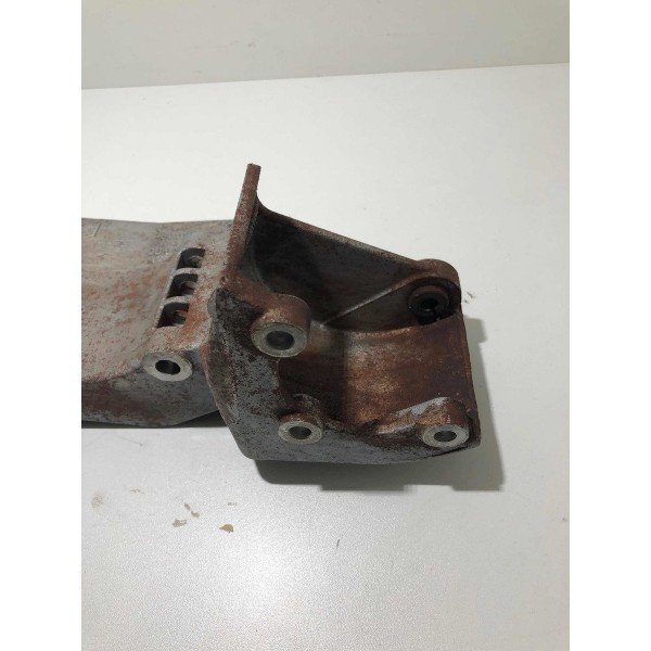 Suporte Alternador Bomba Direção Audia3 06a903143p