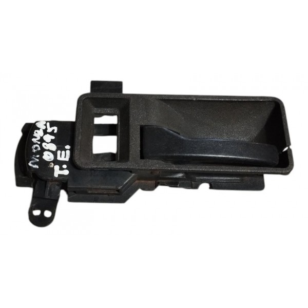 Maçaneta Interna Traseira Esquerda Monza 1992 (detalhe)