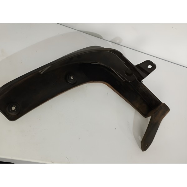 Lameiro Moldura Dianteiro Direito Sorento 8686029000 (leia)