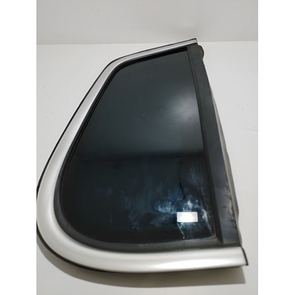 Vidro Traseiro Fixo Óculo Lado Direito Vw Tiguan 43r001667