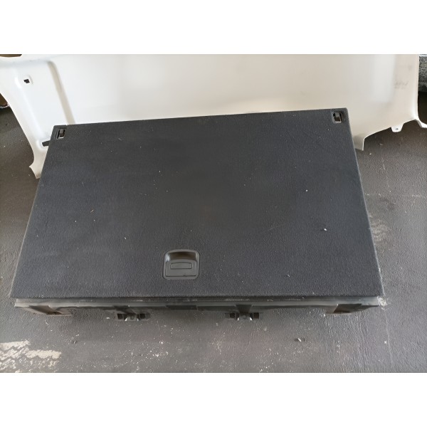 Caixa Ferramentas Porta Malas Hyundai Santa Fé C Detalhe