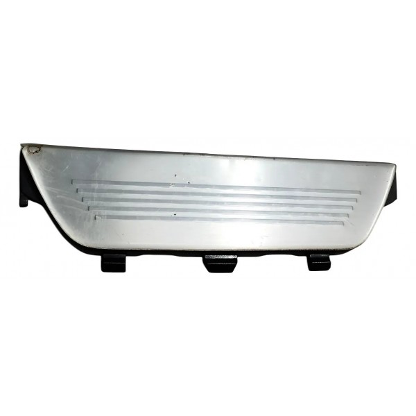 Soleira Porta Traseira Esquerda Bmw 130i 2008 Á 2012 Detalhe Prateado