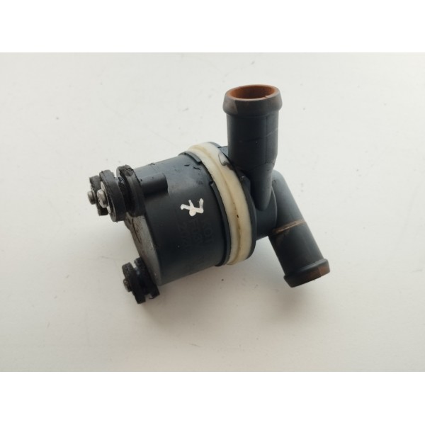 Bomba Água Auxiliar Vw Amarok 2.0 2012 2013 2014 2015 Á 2018