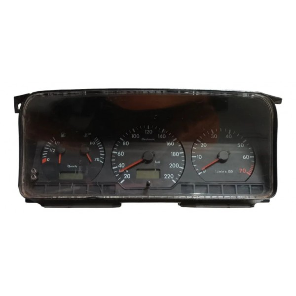 Painel Instrumento Velocimetro Vw Santana 1999 2000 À 2006 Preto