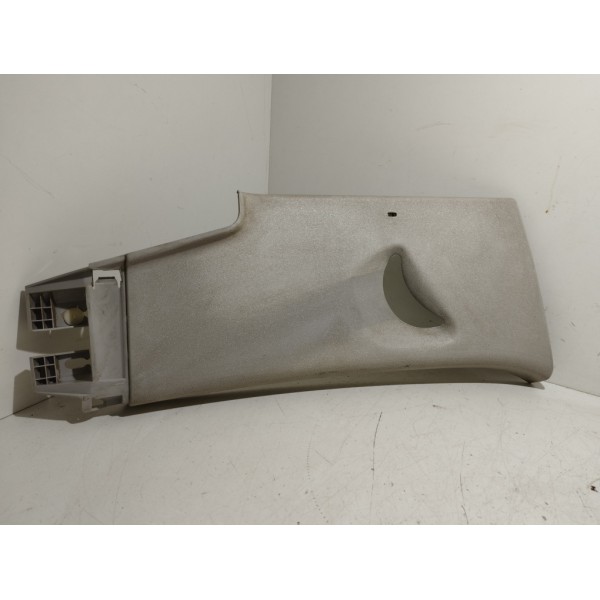 Acabamento Coluna Traseira Esquerda Amarok 2012 2013 Á 2016