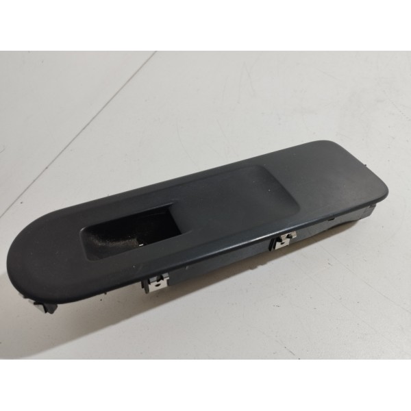 Moldura Botão Vidro Dianteiro Direito Amarok 2012 Á 2016