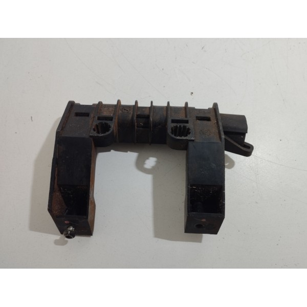 Guia Vidro Traseiro Esquerdo Freemont 2012 2013 2014 Á 2016