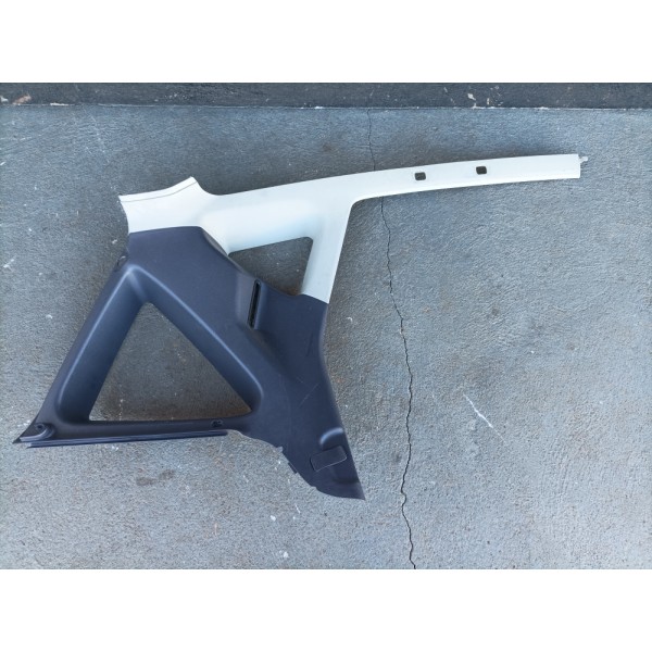 Acabamento Porta Malas Esquerdo Mercedes Classe A160 A190