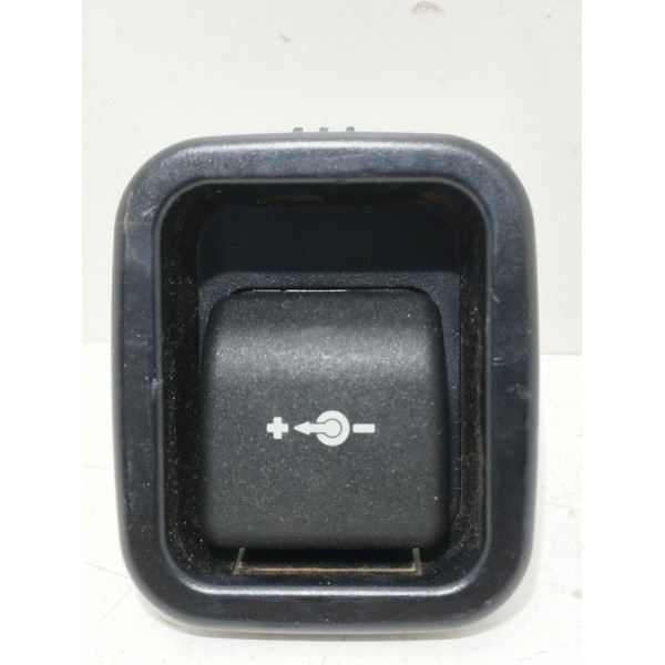 Tomada Energia Entrada 12v Bmw X3 2013 2014 2015