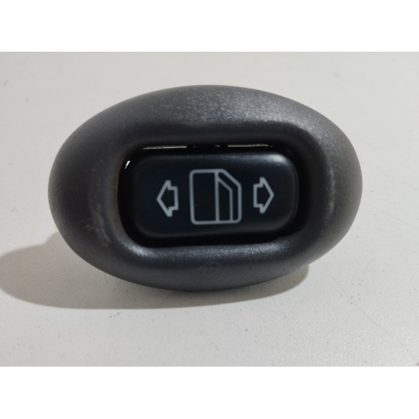 Botão Vidro Elétrico Traseiro Direito Classe A190 2001/2005