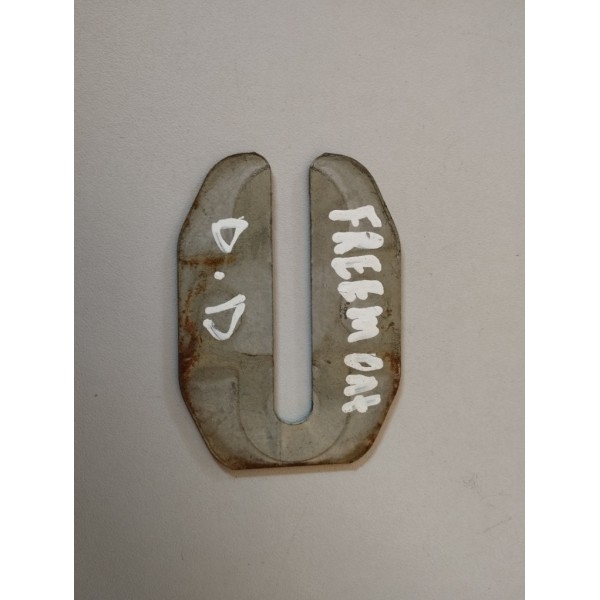 Chapa Batente Fechadura Porta Dianteira Freemont