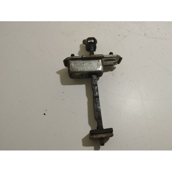 Limitador Porta Dianteira Esquerda Azera 3.3 V6 2011