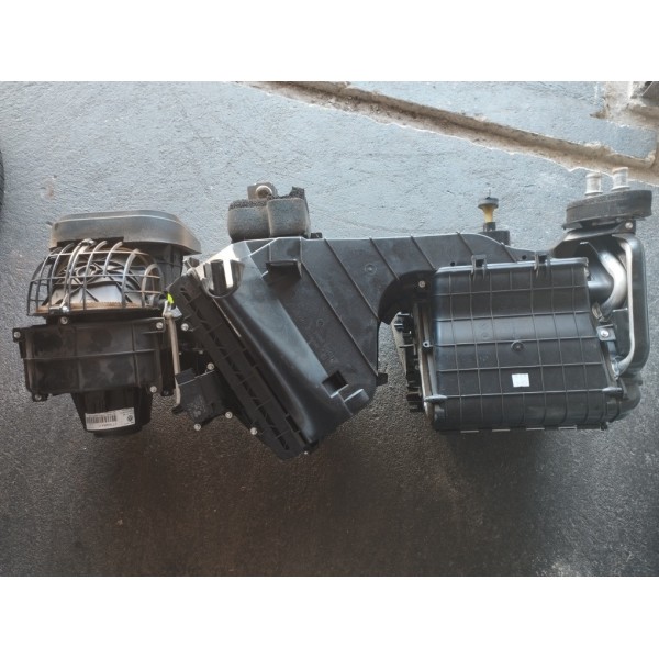 Caixa Evaporadora Ar Condicionado Completa Vw Amarok 2014