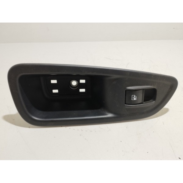 Moldura Botão Vidro Elétrico Tras Esquerdo Argo 2018 Á 2021