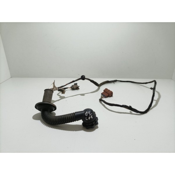 Chicote De Porta Traseira L.d Peugeot 207 Passion 2013