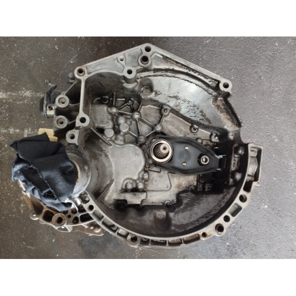 Caixa De Câmbio Sem Guia E O Rolamento Embreage Peugeot 207