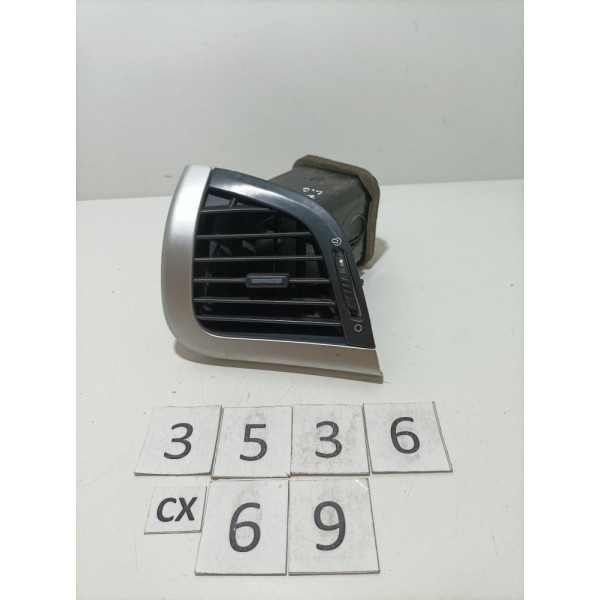 Difusor De Ar Lateral Esquerdo Do Peugeot 207 9683399880