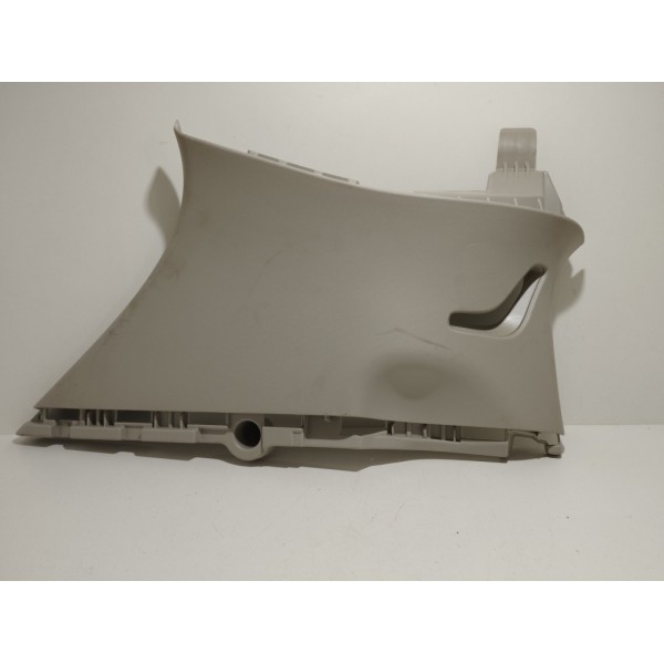 Acabamento Coluna Traseira Esquerda Honda Hrv 2020 84181t7t