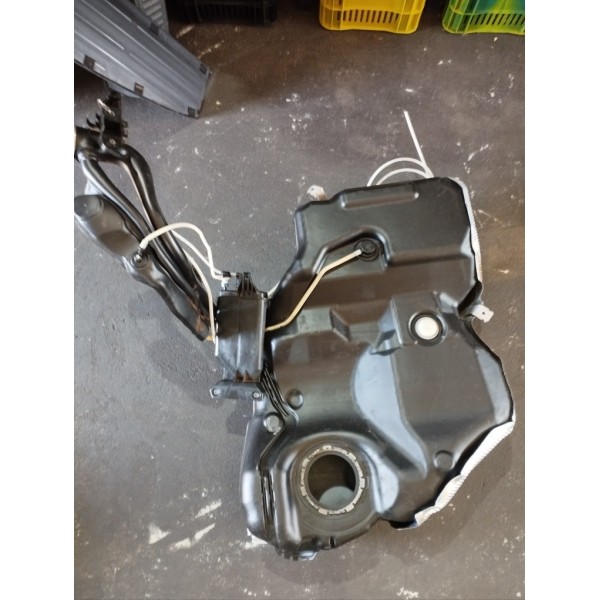 Tanque Combustível Passat Tsi Sedan B7 3c0201021hr 11 A 15