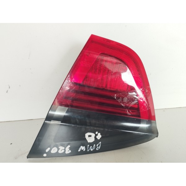 Lanterna Tampa Tras Direita S/circuito Bmw 320i 2006 Á 2008