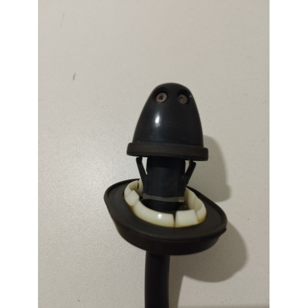 Brucutu Esguicho Vidro Trasei Sorento 2.4 11 A 13 3021444xcv