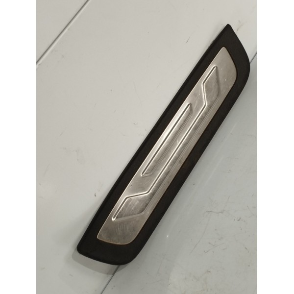 Soleira Porta Traseira Direita Sorento 11 A 13 858952p100