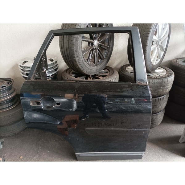 Porta Traseira/direita Sorento 2010 Á 2013 (preta, Lisa)