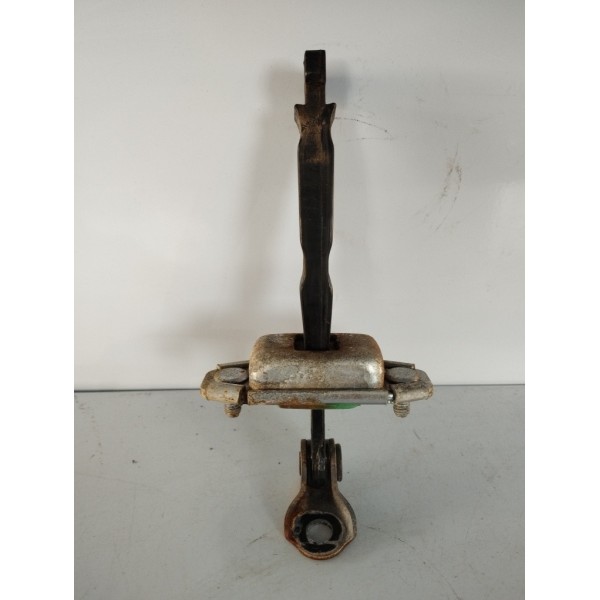 Limitador De Porta Traseira Esq Xmrl Sorento 2010/2012