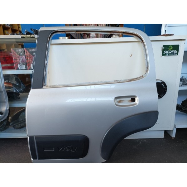 Porta Tras Esquerda Uno Way2014 Á 20 (prata, Lisa, S/riscos)