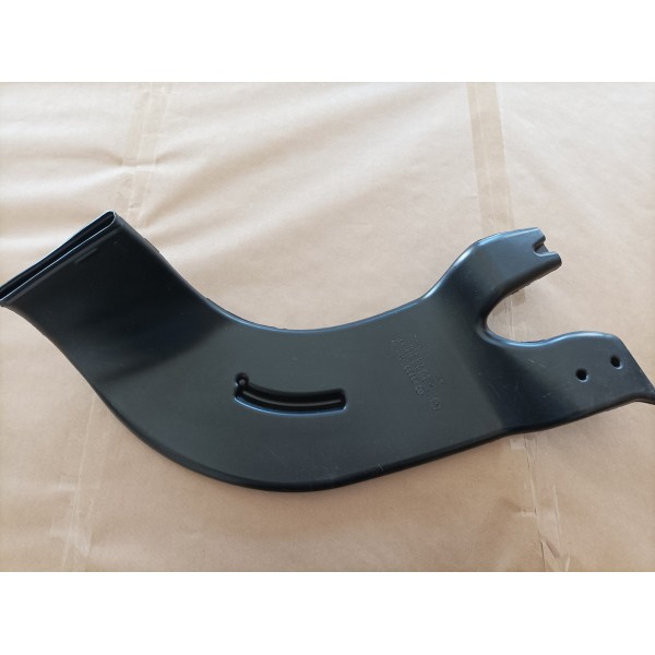 Duto Passagem De Ar Cond. Tiguan/audi 2.0 Tsi 3c0819805a