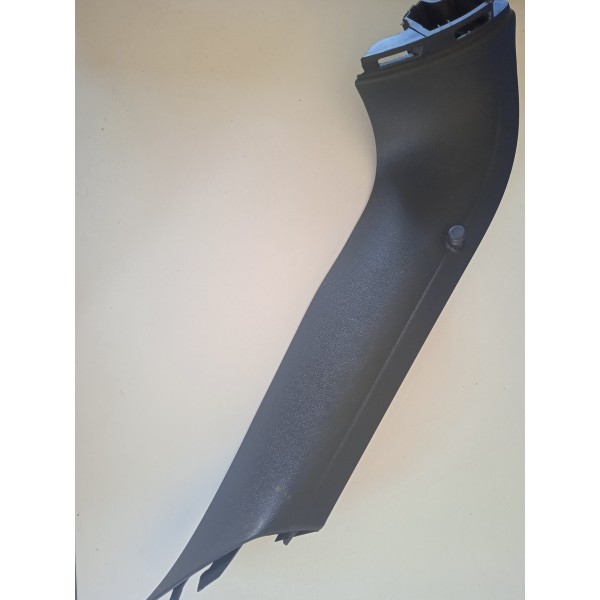 Moldura Esquerda Porta Malas Tiguan 5n0867703b