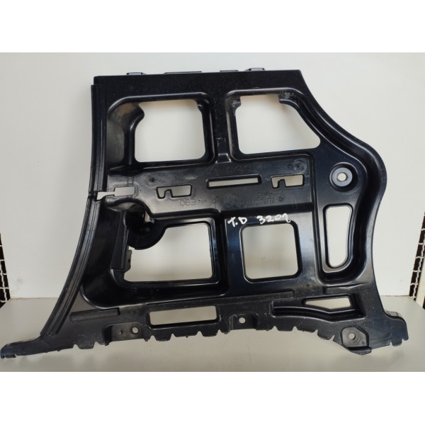 Guia Suporte Parachoque Traseiro Direito Bmw 320i 2006/ 2008
