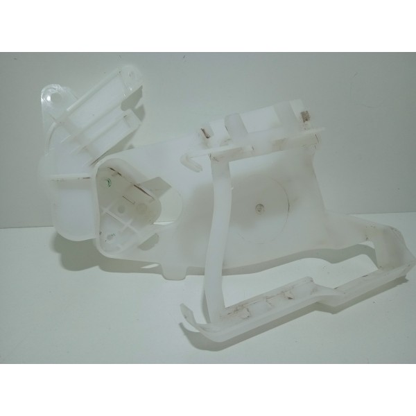 Suporte Fechadura Dianteiro Direito Passat  3c0837868c 2013