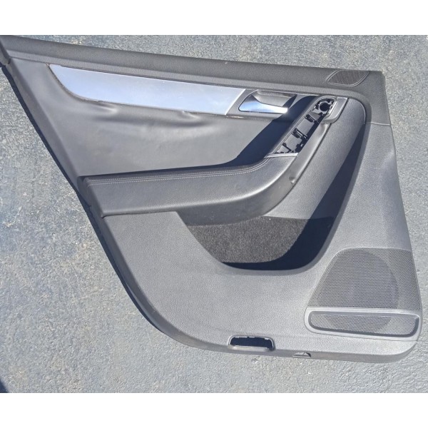 Forro De Porta Traseira Esquerdo  Passat 2.0 Tsi 3ae867211