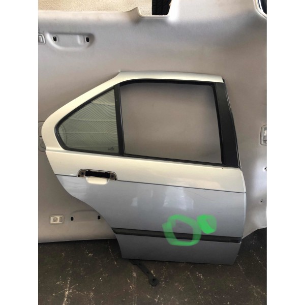 Porta Traseira Direita Prata Bmw E36  323i 325i 328i